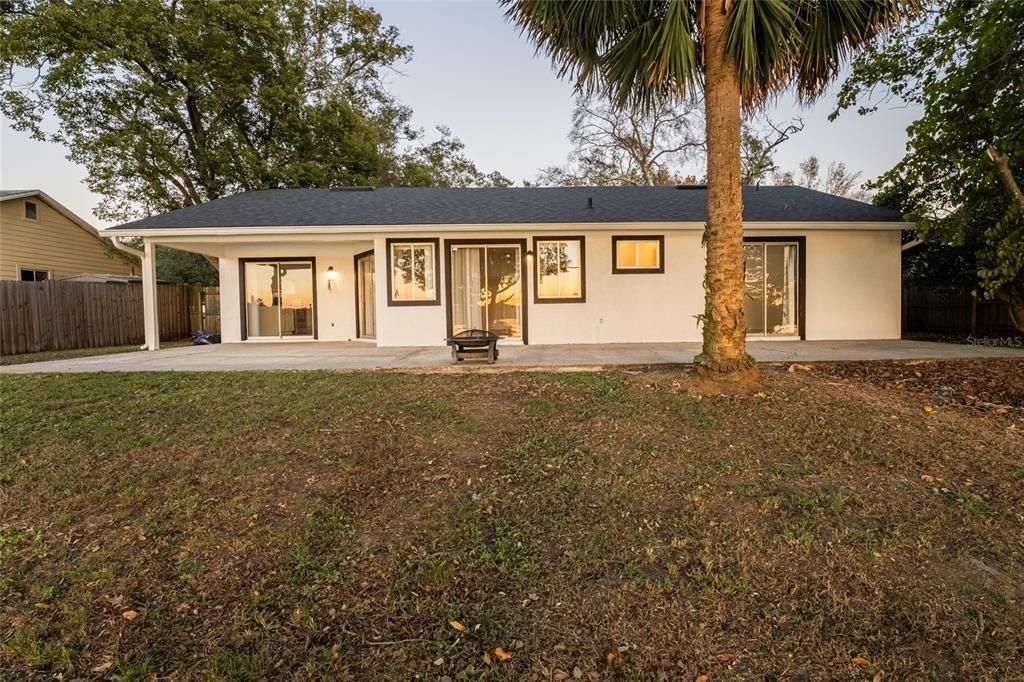 For Rent: $2,500 (3 beds, 2 baths, 1349 Square Feet)