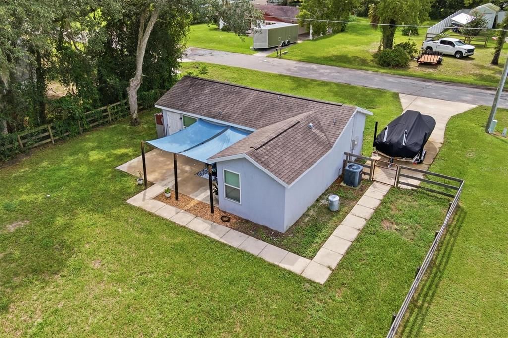 For Sale: $179,900 (2 beds, 1 baths, 712 Square Feet)