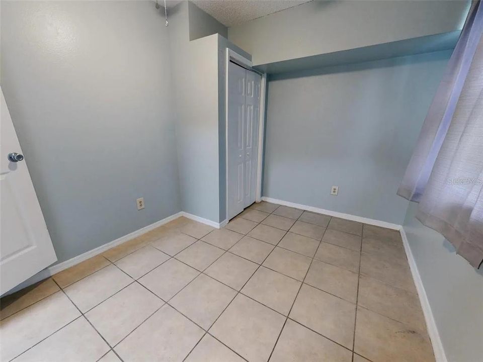 For Sale: $350,000 (4 beds, 2 baths, 1668 Square Feet)