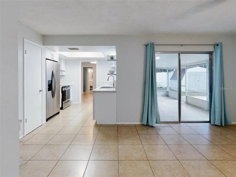 For Sale: $350,000 (4 beds, 2 baths, 1668 Square Feet)
