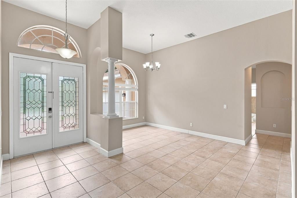 For Sale: $499,900 (4 beds, 3 baths, 2800 Square Feet)
