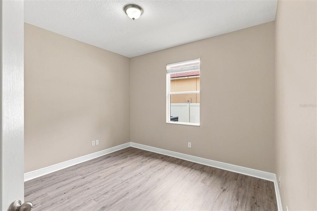 For Sale: $499,900 (4 beds, 3 baths, 2800 Square Feet)