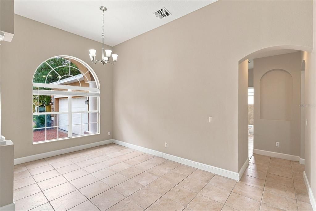 For Sale: $499,900 (4 beds, 3 baths, 2800 Square Feet)