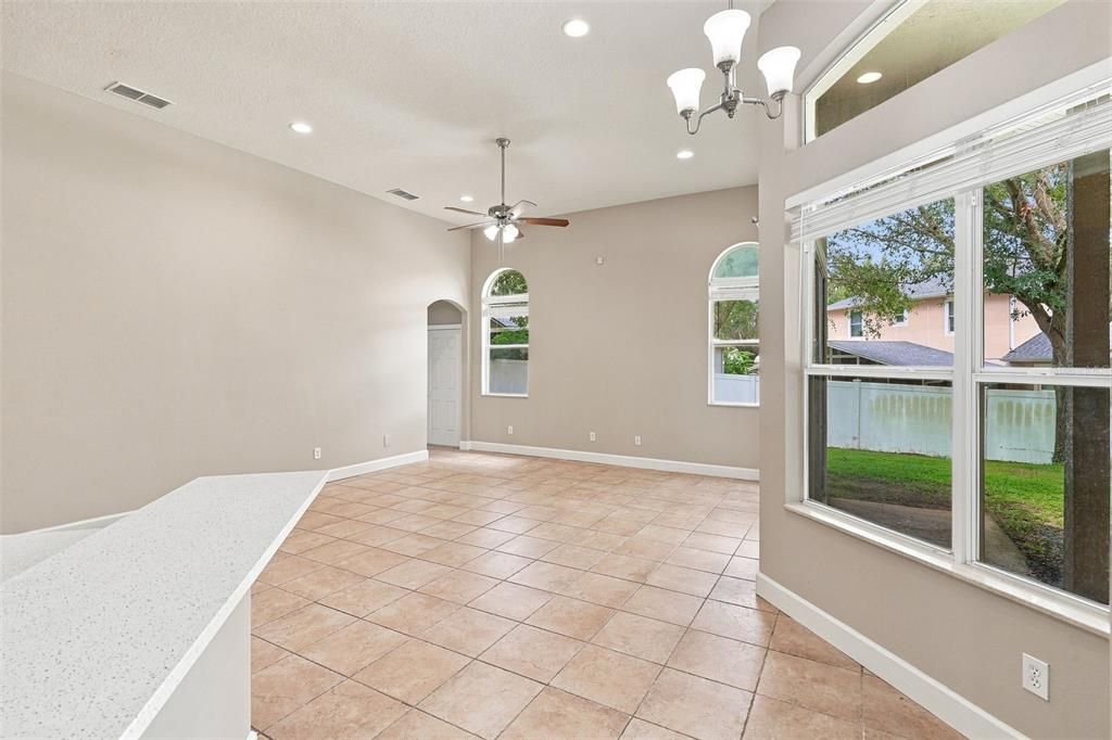 For Sale: $499,900 (4 beds, 3 baths, 2800 Square Feet)