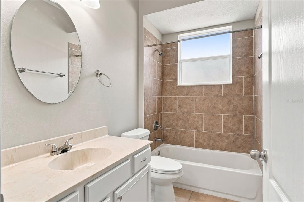 For Sale: $499,900 (4 beds, 3 baths, 2800 Square Feet)