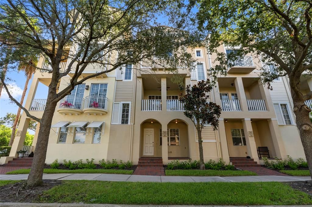 For Rent: $4,550 (3 beds, 2 baths, 1884 Square Feet)