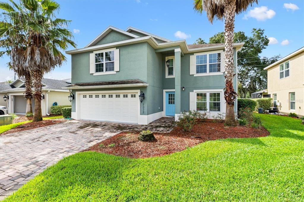 For Sale: $349,900 (4 beds, 2 baths, 2368 Square Feet)
