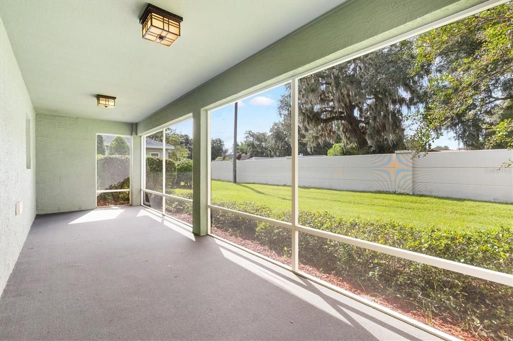 For Sale: $349,900 (4 beds, 2 baths, 2368 Square Feet)