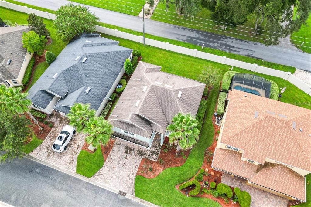 For Sale: $349,900 (4 beds, 2 baths, 2368 Square Feet)
