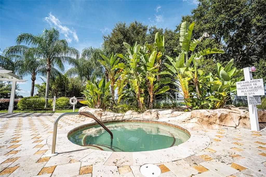 For Sale: $349,900 (4 beds, 2 baths, 2368 Square Feet)