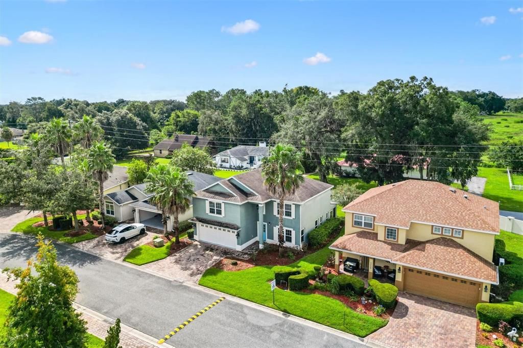 For Sale: $349,900 (4 beds, 2 baths, 2368 Square Feet)