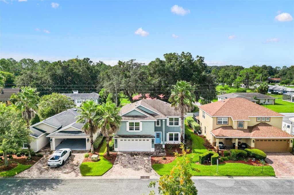 For Sale: $349,900 (4 beds, 2 baths, 2368 Square Feet)