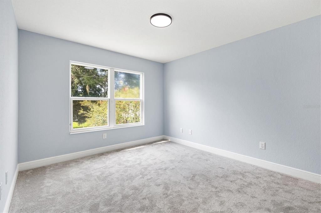 For Sale: $349,900 (4 beds, 2 baths, 2368 Square Feet)
