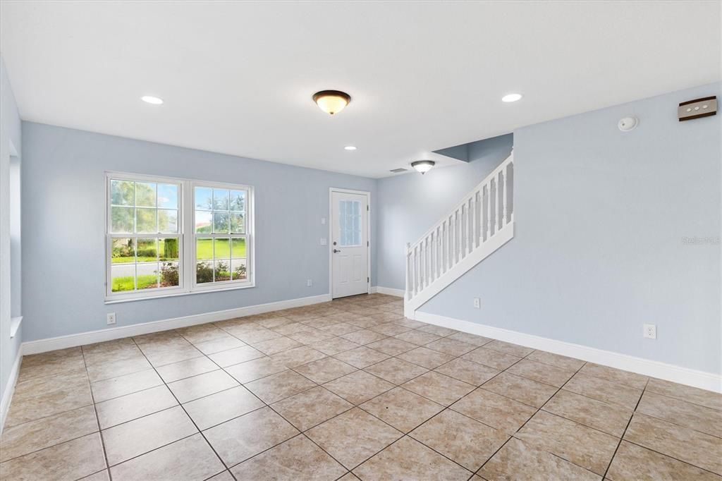 For Sale: $349,900 (4 beds, 2 baths, 2368 Square Feet)