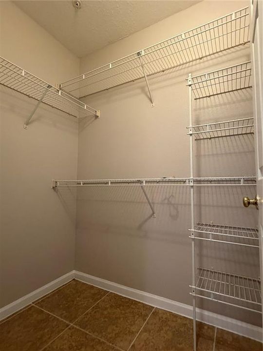 For Rent: $1,650 (2 beds, 2 baths, 996 Square Feet)