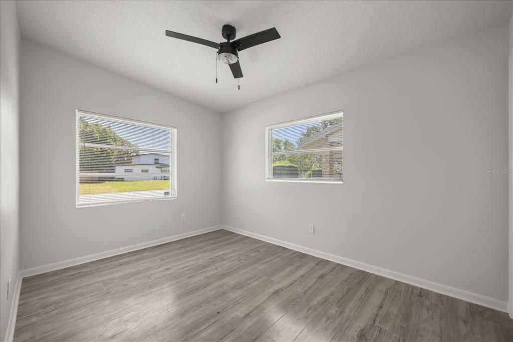For Rent: $2,500 (4 beds, 2 baths, 1627 Square Feet)