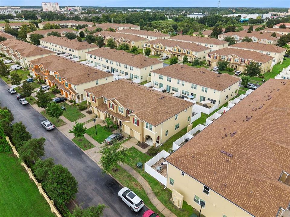 На продажу: $375,000 (4 спален, 3 ванн, 1782 Квадратных фут)