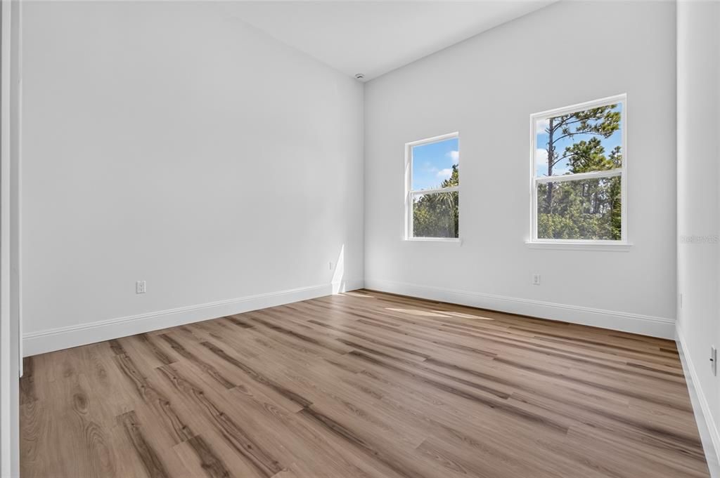 For Sale: $439,000 (4 beds, 3 baths, 2346 Square Feet)