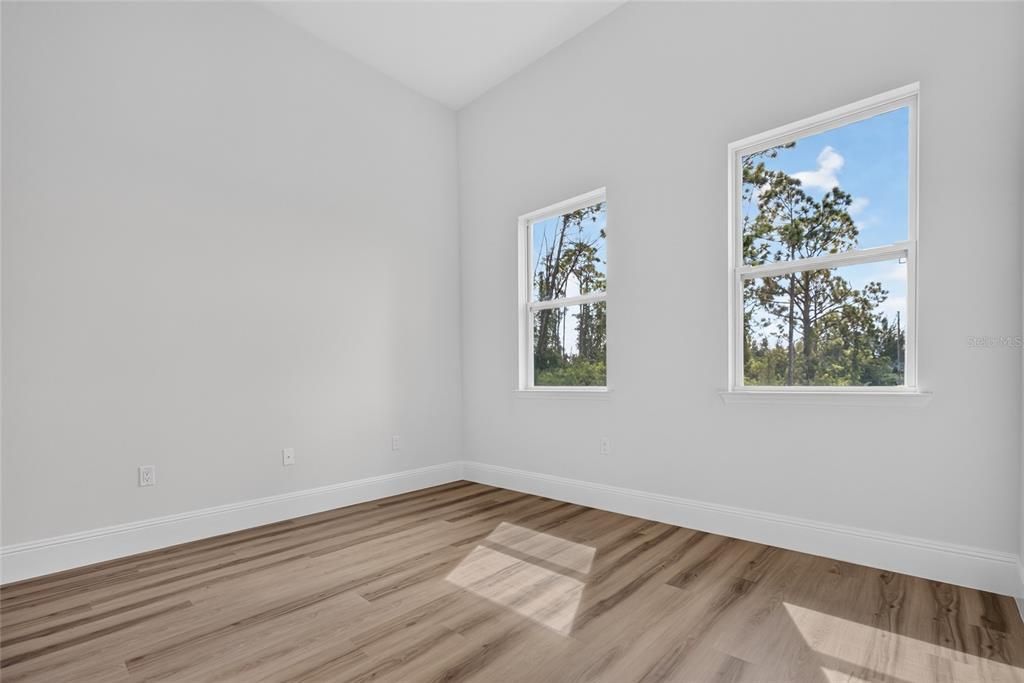 For Sale: $439,000 (4 beds, 3 baths, 2346 Square Feet)
