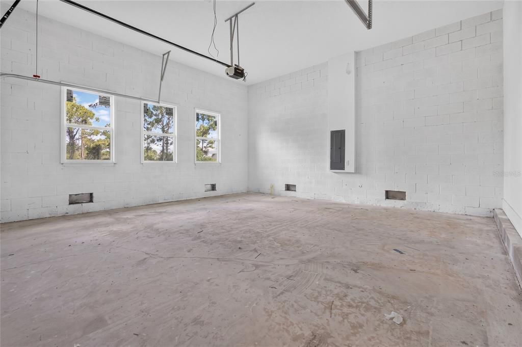 For Sale: $439,000 (4 beds, 3 baths, 2346 Square Feet)