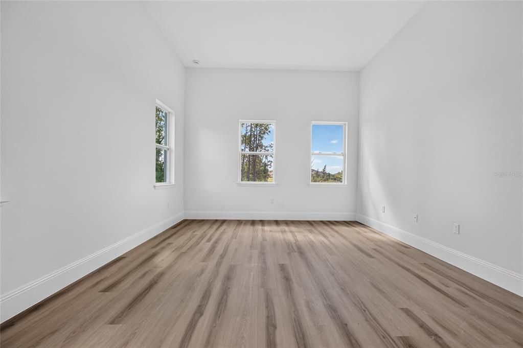 For Sale: $439,000 (4 beds, 3 baths, 2346 Square Feet)