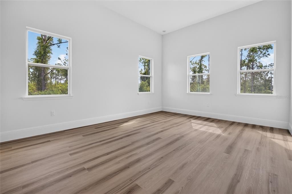 For Sale: $439,000 (4 beds, 3 baths, 2346 Square Feet)