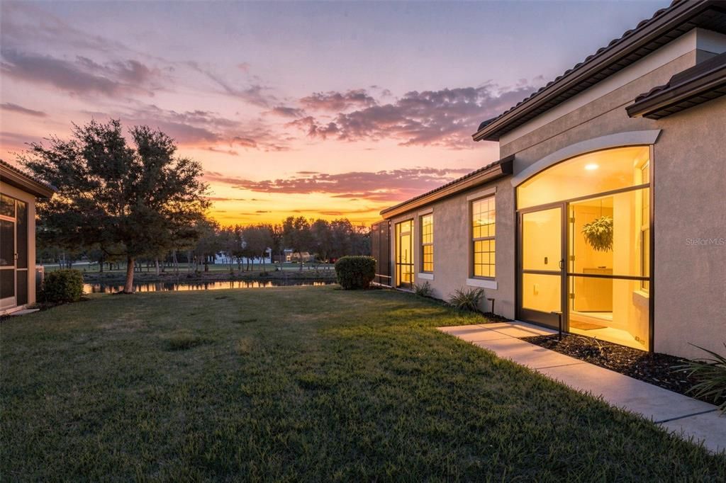 For Sale: $269,000 (2 beds, 2 baths, 1393 Square Feet)