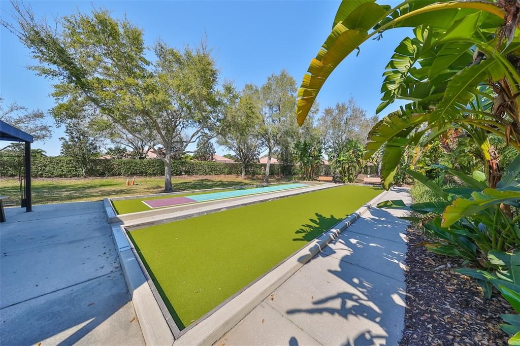 For Sale: $269,000 (2 beds, 2 baths, 1393 Square Feet)