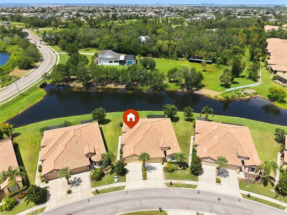 For Sale: $269,000 (2 beds, 2 baths, 1393 Square Feet)