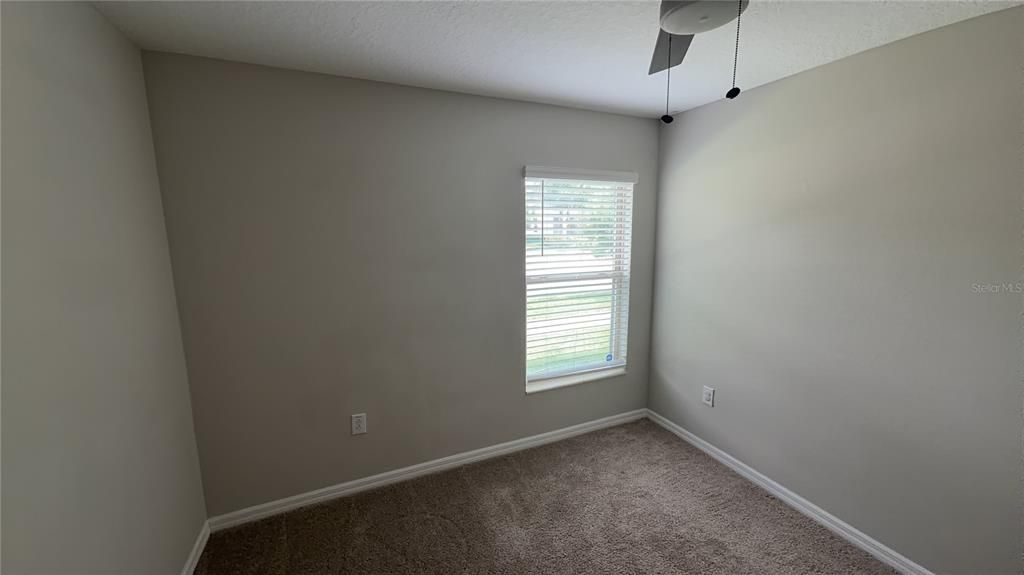 For Rent: $2,525 (4 beds, 2 baths, 1935 Square Feet)