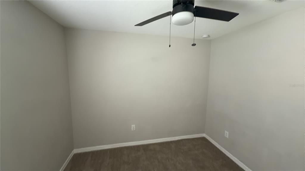 For Rent: $2,525 (4 beds, 2 baths, 1935 Square Feet)