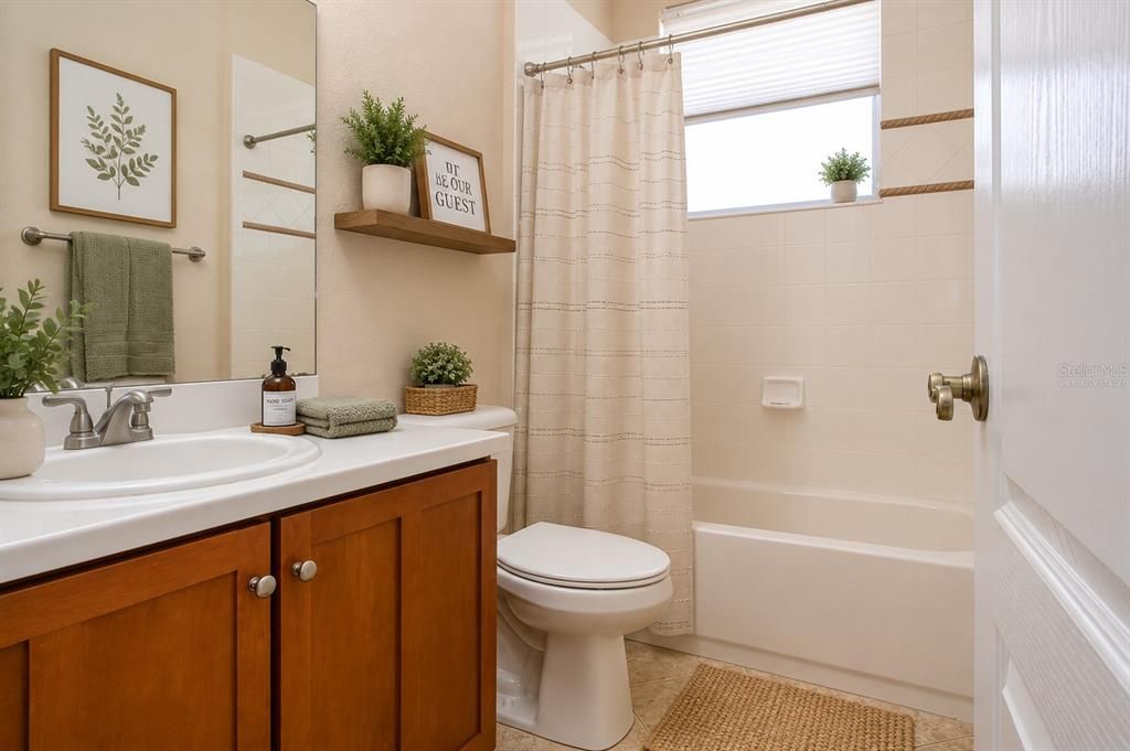 For Sale: $335,000 (2 beds, 2 baths, 1837 Square Feet)