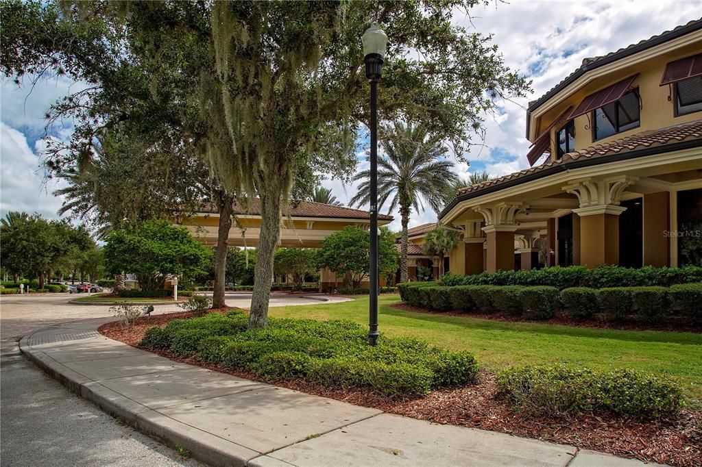 For Sale: $335,000 (2 beds, 2 baths, 1837 Square Feet)