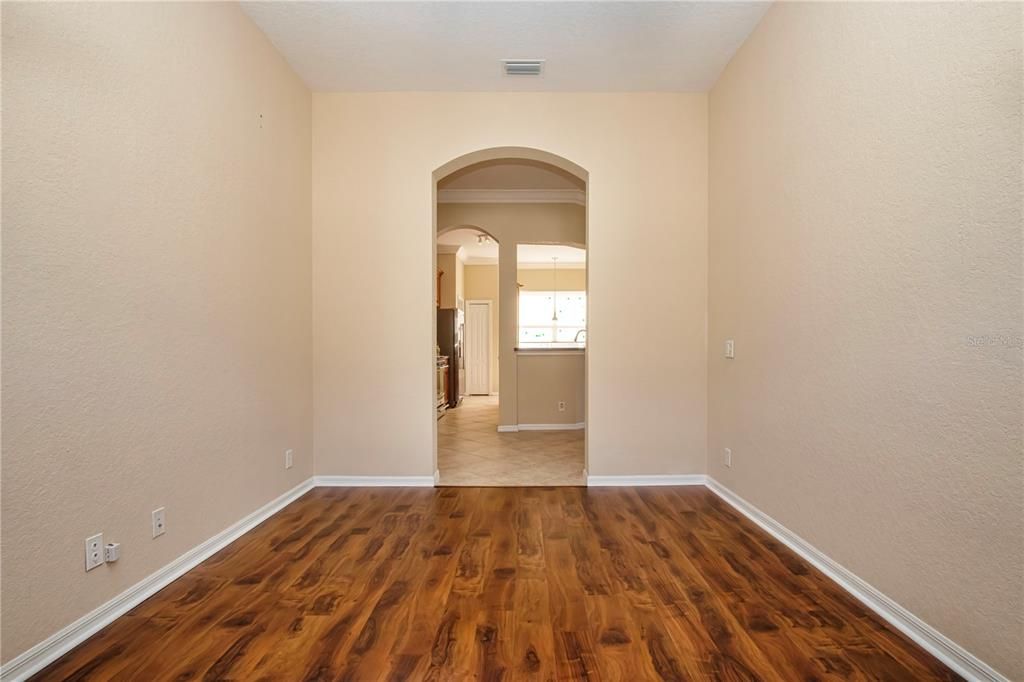 For Sale: $335,000 (2 beds, 2 baths, 1837 Square Feet)