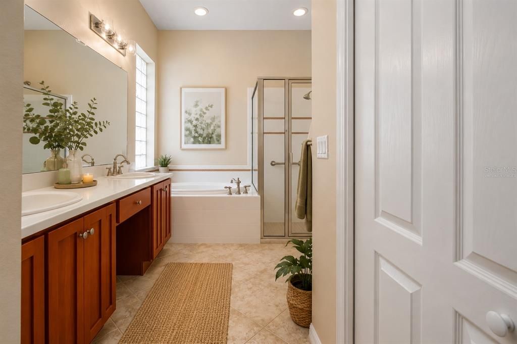 For Sale: $335,000 (2 beds, 2 baths, 1837 Square Feet)