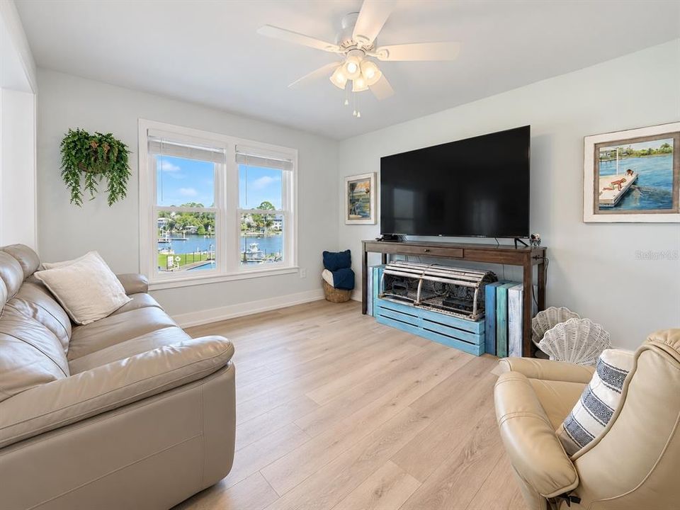 For Rent: $3,300 (2 beds, 2 baths, 1060 Square Feet)