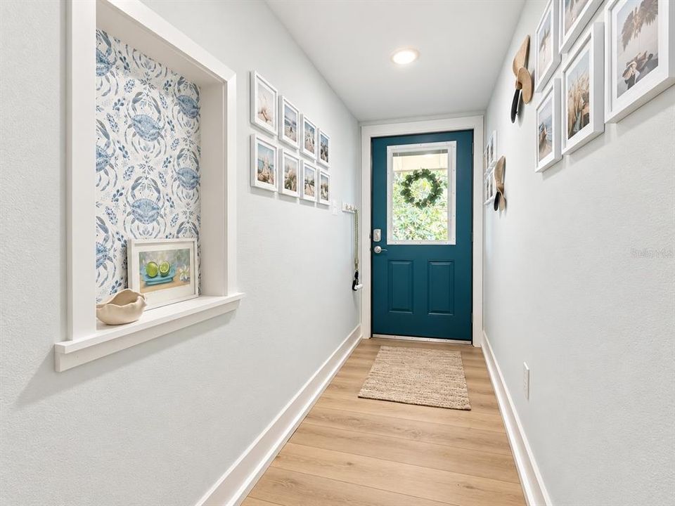 For Rent: $3,300 (2 beds, 2 baths, 1060 Square Feet)