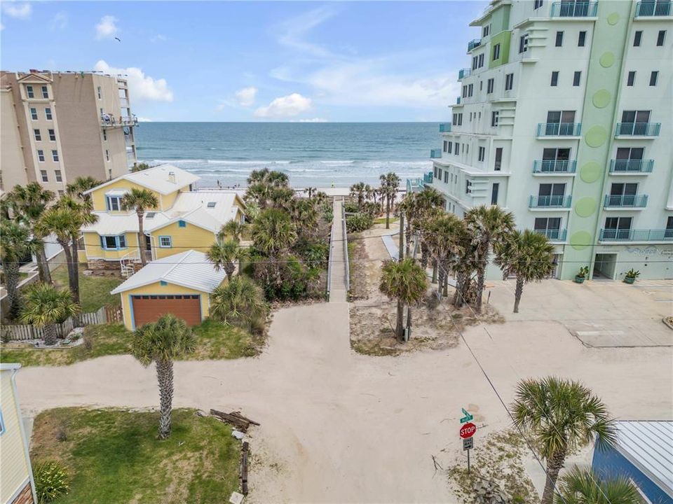 En Venta: $1,197,000 (3 camas, 3 baños, 2107 Pies cuadrados)