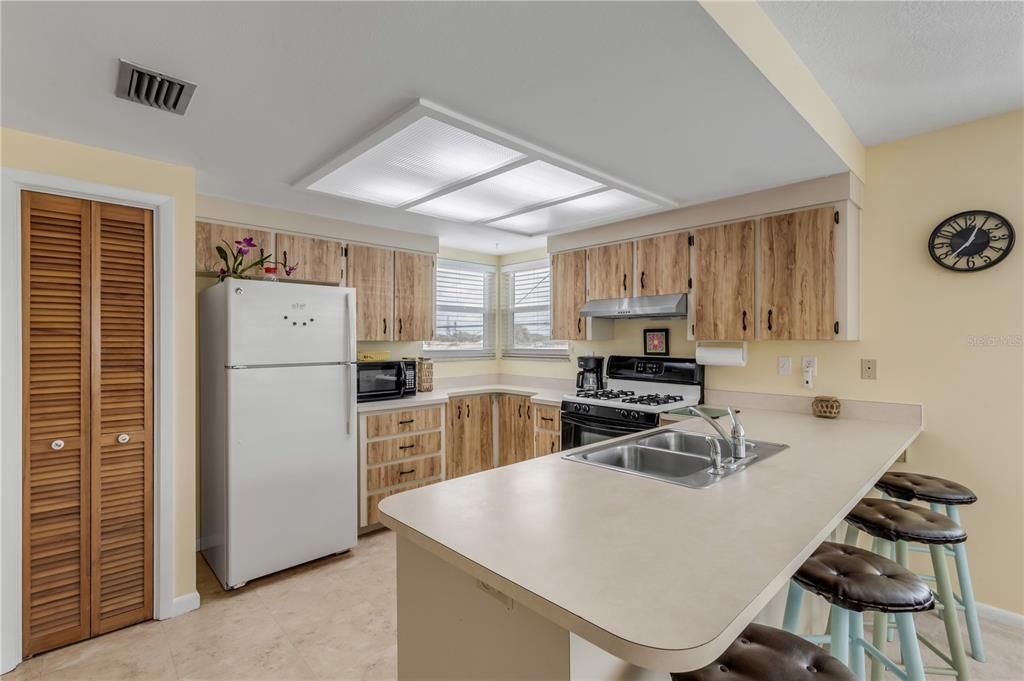 En Venta: $1,197,000 (3 camas, 3 baños, 2107 Pies cuadrados)