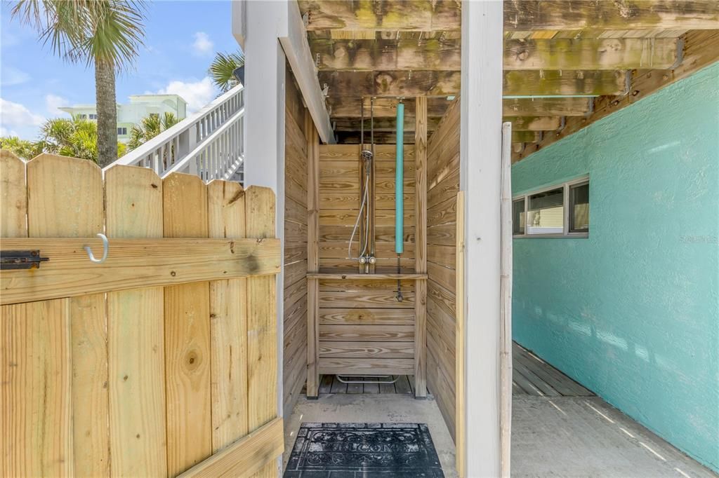 En Venta: $1,197,000 (3 camas, 3 baños, 2107 Pies cuadrados)
