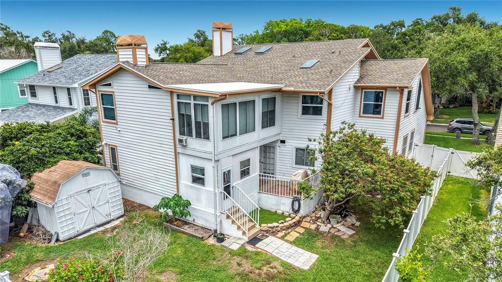For Rent: $5,000 (4 beds, 3 baths, 3316 Square Feet)