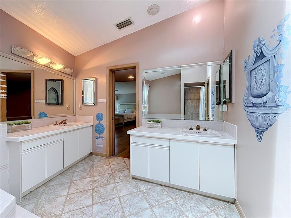 For Rent: $5,000 (4 beds, 3 baths, 3316 Square Feet)