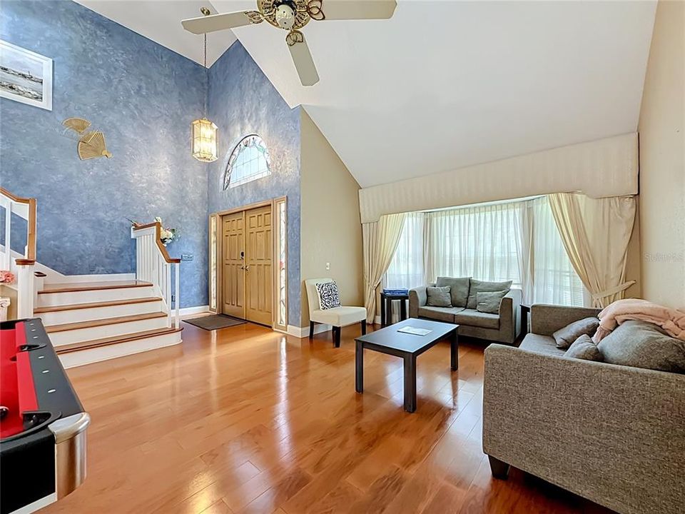 For Rent: $5,000 (4 beds, 3 baths, 3316 Square Feet)