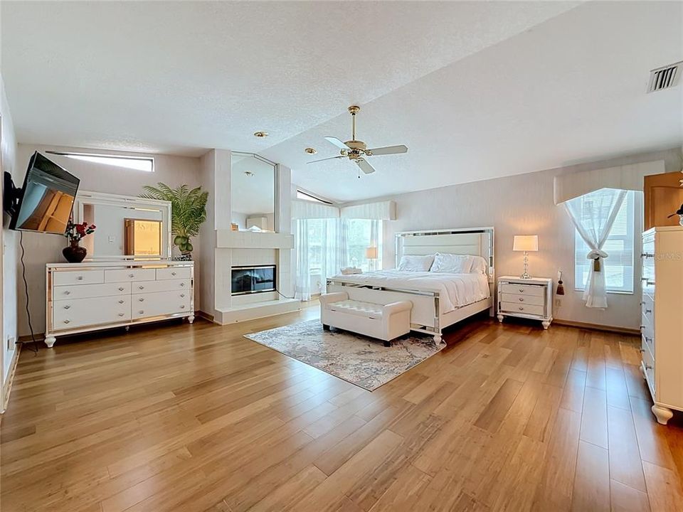 For Rent: $5,000 (4 beds, 3 baths, 3316 Square Feet)