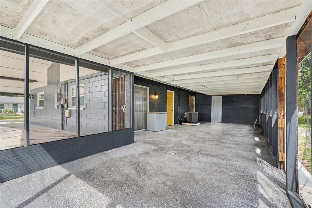 For Sale: $290,000 (2 beds, 1 baths, 1120 Square Feet)