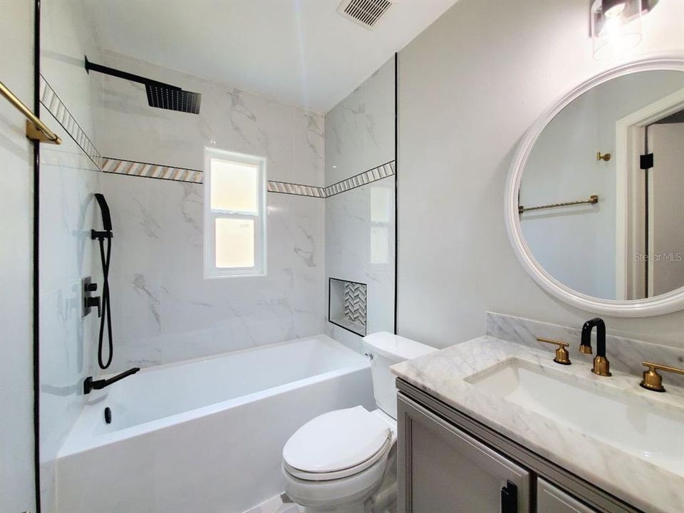 В аренду: $2,500 (3 спален, 2 ванн, 1416 Квадратных фут)