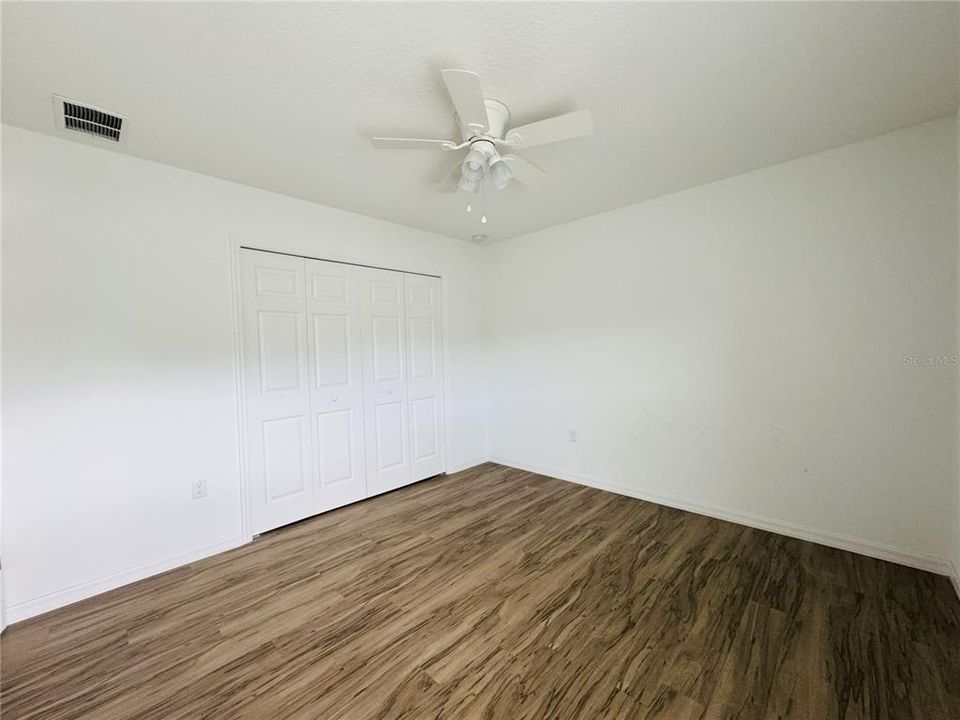 В аренду: $1,700 (3 спален, 2 ванн, 1390 Квадратных фут)