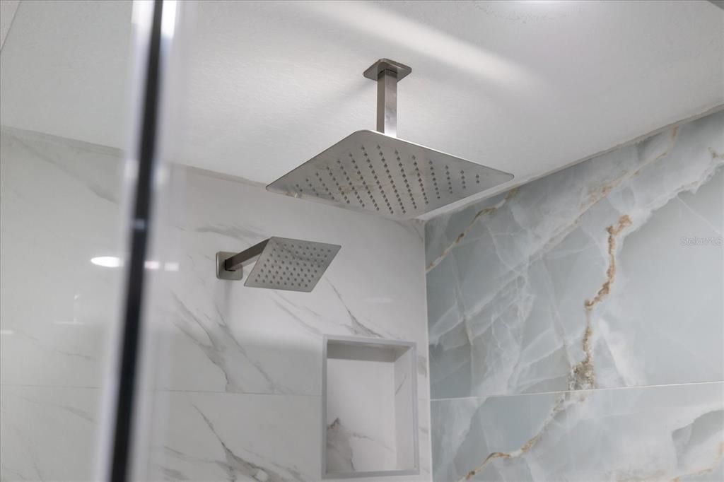 For Sale: $495,000 (2 beds, 2 baths, 1310 Square Feet)