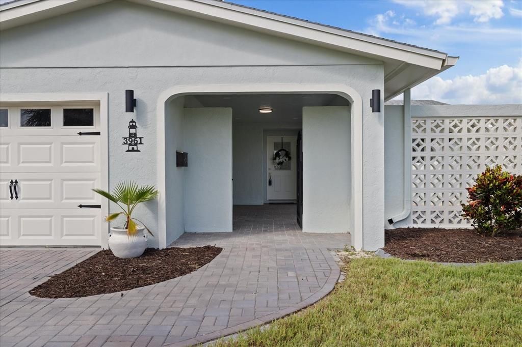 For Sale: $495,000 (2 beds, 2 baths, 1310 Square Feet)