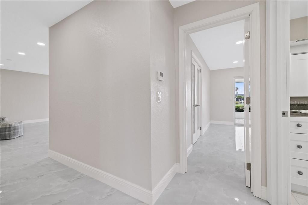 For Sale: $495,000 (2 beds, 2 baths, 1310 Square Feet)